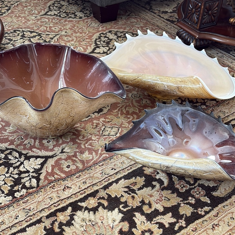 Elegant Brown and Cream Decorative Bowls